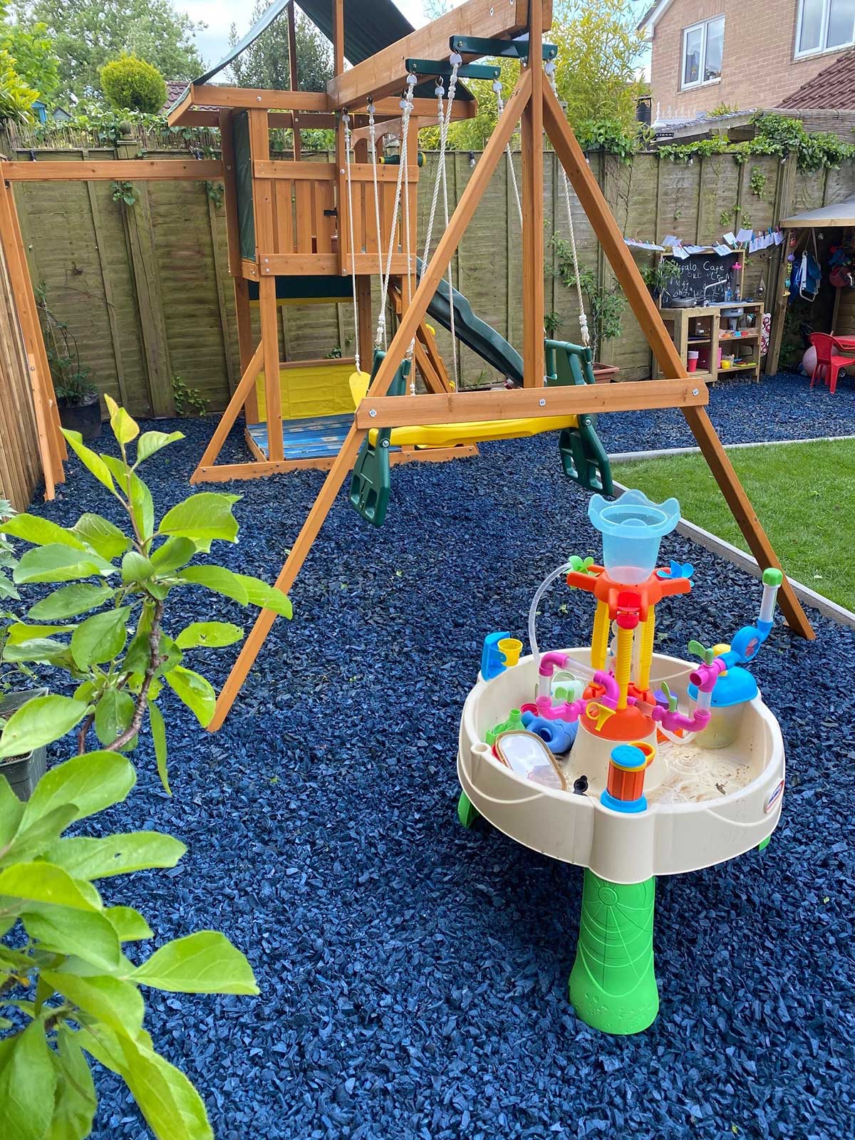 Play garden with Eco Play rubber chippings